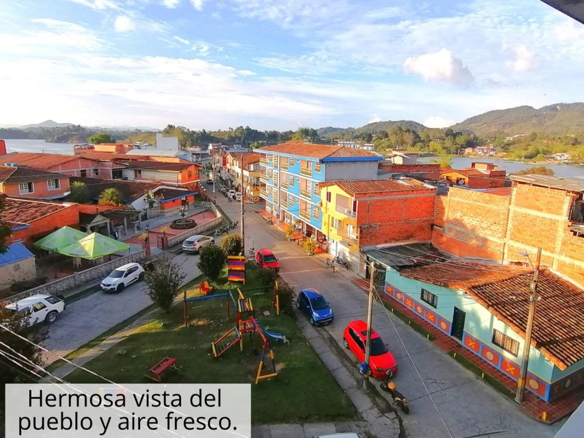 Guatape Apartamento Vista Al Embalse Exterior foto